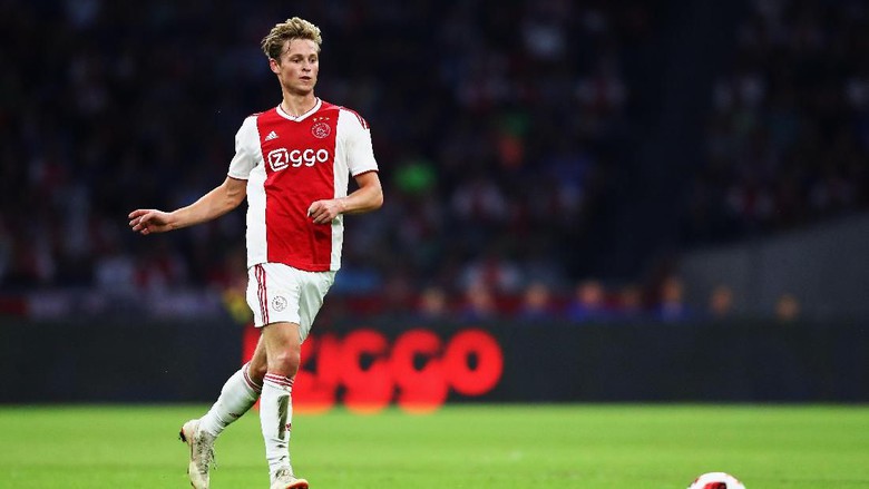 Barcelona Cuma Bisa Menunggu Kepastian Frenkie De Jong