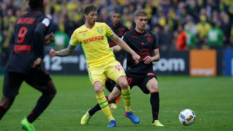 Cardiff City Batalkan Dana Transfer Emiliano Sala