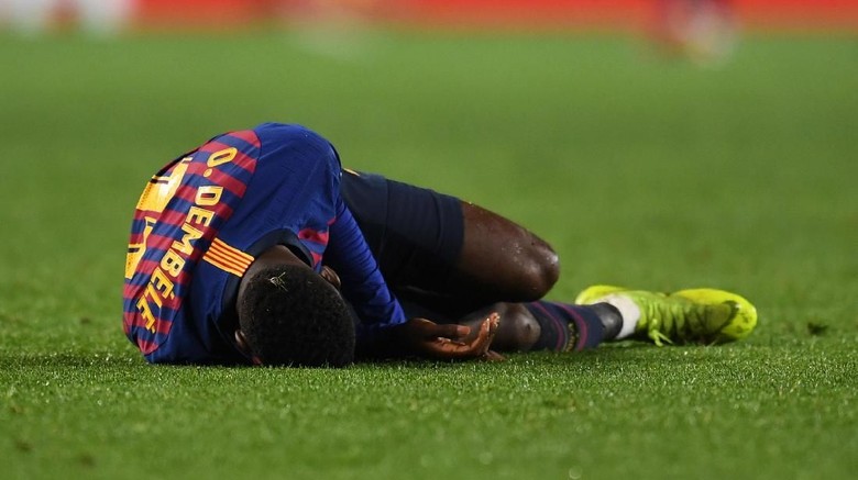 Cedera Dembele Merusak Kemenangan Barcelona