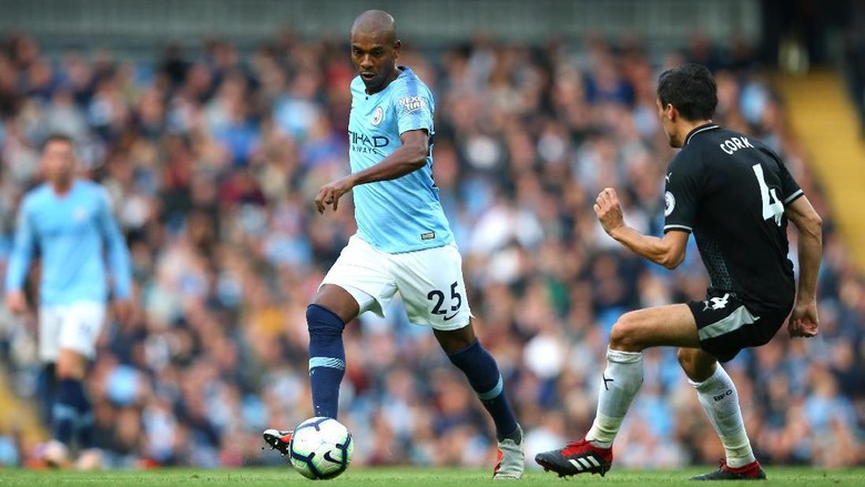 City Berniat Mencari Penerus Fernandinho