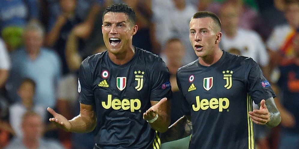 Ibrahimovic Sebut Kepindahan Ronaldo Ke Juventus Bukan Cari Tantangan