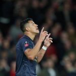 Sanchez Diminta Untuk Lebih Sering Cetak Gol