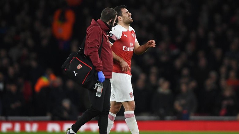 Sokratis Dipastikan Absen Perkuat Arsenal Satu Bulan