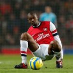 Abou Diaby Gantungkan Sepatunya di Umur 32 Tahun