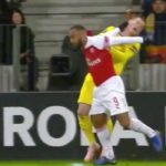 Pelatih Arsenal Menyoroti Sikutan Mengerikan Lacazette saat Hadapi BATE