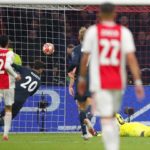 Penjelasan Kontroversial Gol Ajax ke Gawang Madrid yang Dianulir