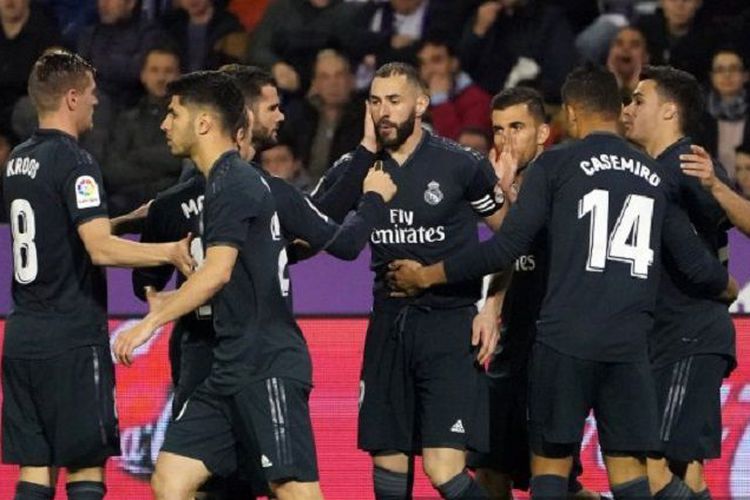 Brace Gol Benzema Bawa Madrid Tundukkan Valladolid