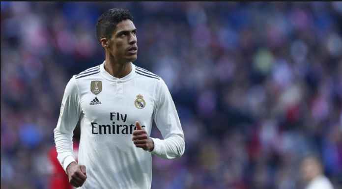 Manchester United Siap Memboyong Raphael Varane