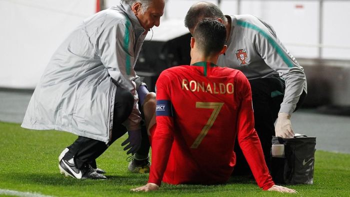 Ronaldo Mengalami Cedera Ketika Portugal Diimbangi Serbia