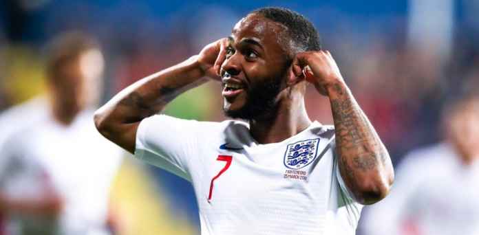 Sterling Mengecam Tindakan Rasisme Suporter Montenegro